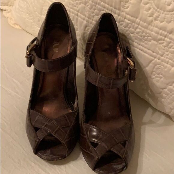 19. Colin Stuart Heels in Brown. Peek Toe. - Picture 1 of 9